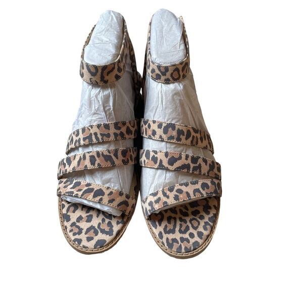 Vince Camuto Resensa Animal‎ Print Leopard Ankle Strap Sandals NEW Size 7.5 - Picture 1 of 10